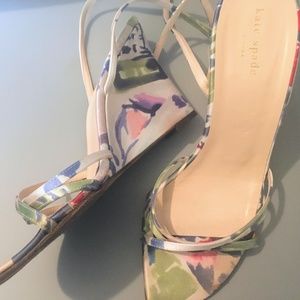 Kate Spade Size 8 Satin Floral Wedge Sandal